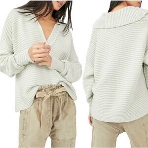Free People Marlie Oversized Knitted V-Neck Pullover Sweater Green Size Medium